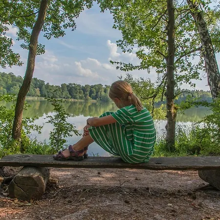 Ferienhaus Bungis Ferien Direkt Am Grimnitzsee, Karree 05 Joachimsthal